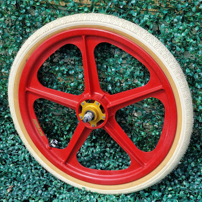 Skyway Old School BMX Skyway Tuff II Gold Flange Red Wheels White Panaracer Tyres Used Survivor