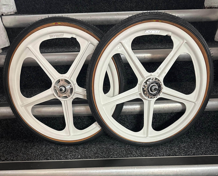 Alans BMX White Skyway Tuff II Silver Flange BMX Wheels 20 Inch Pair Front and Rear with Black GT LP-5 Tyres Fitted