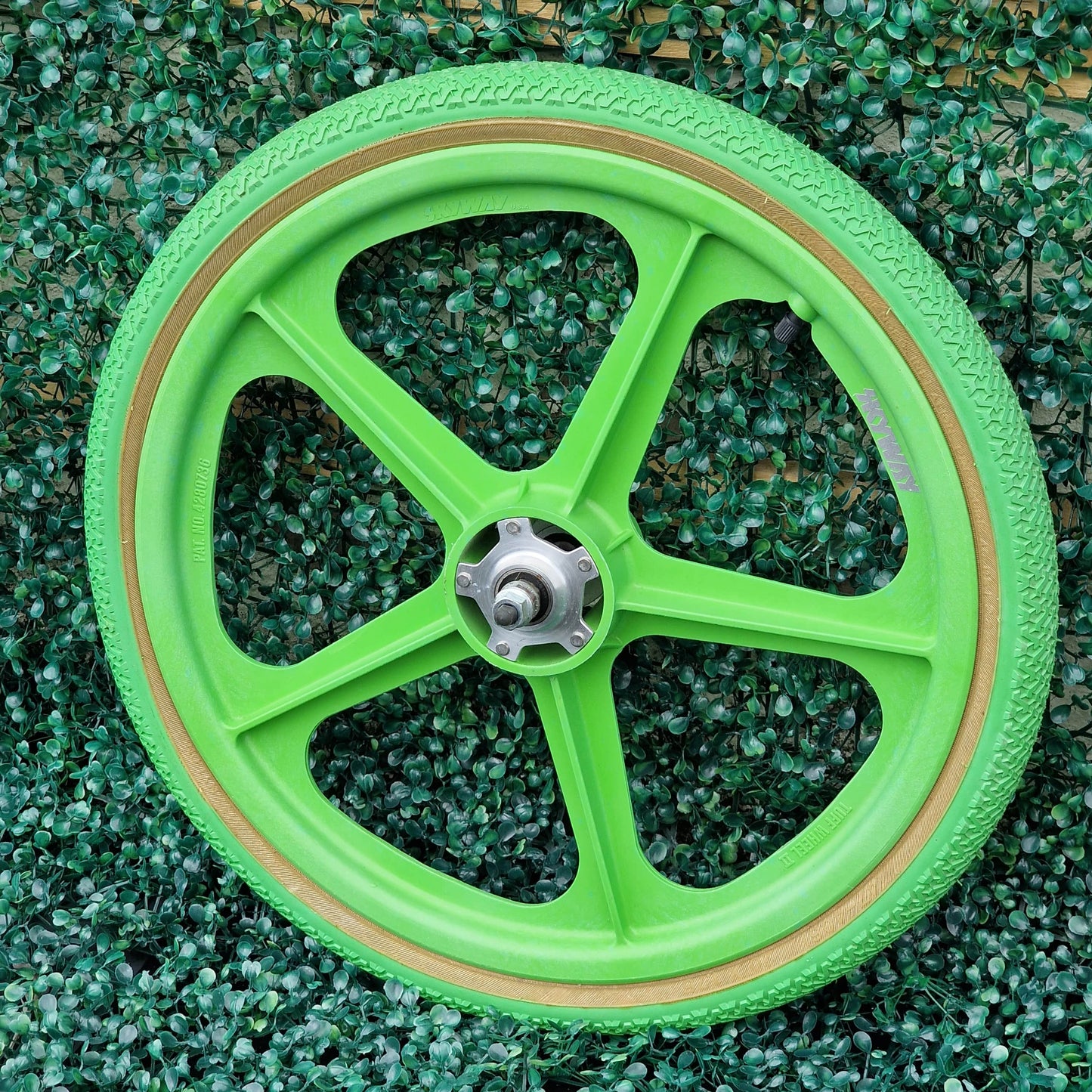 Skyway Old School BMX Skyway Tuff II Sliver Flange Green Wheels With Green Panaracer Tyres Used Survivor