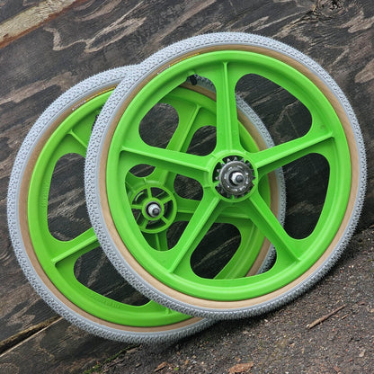 Skyway Old School BMX GREEN Wheels with GREY Tyres Skyway Tuff Wheels with fitted Panaracer Freestyle Tyres and Freewheel Pair
