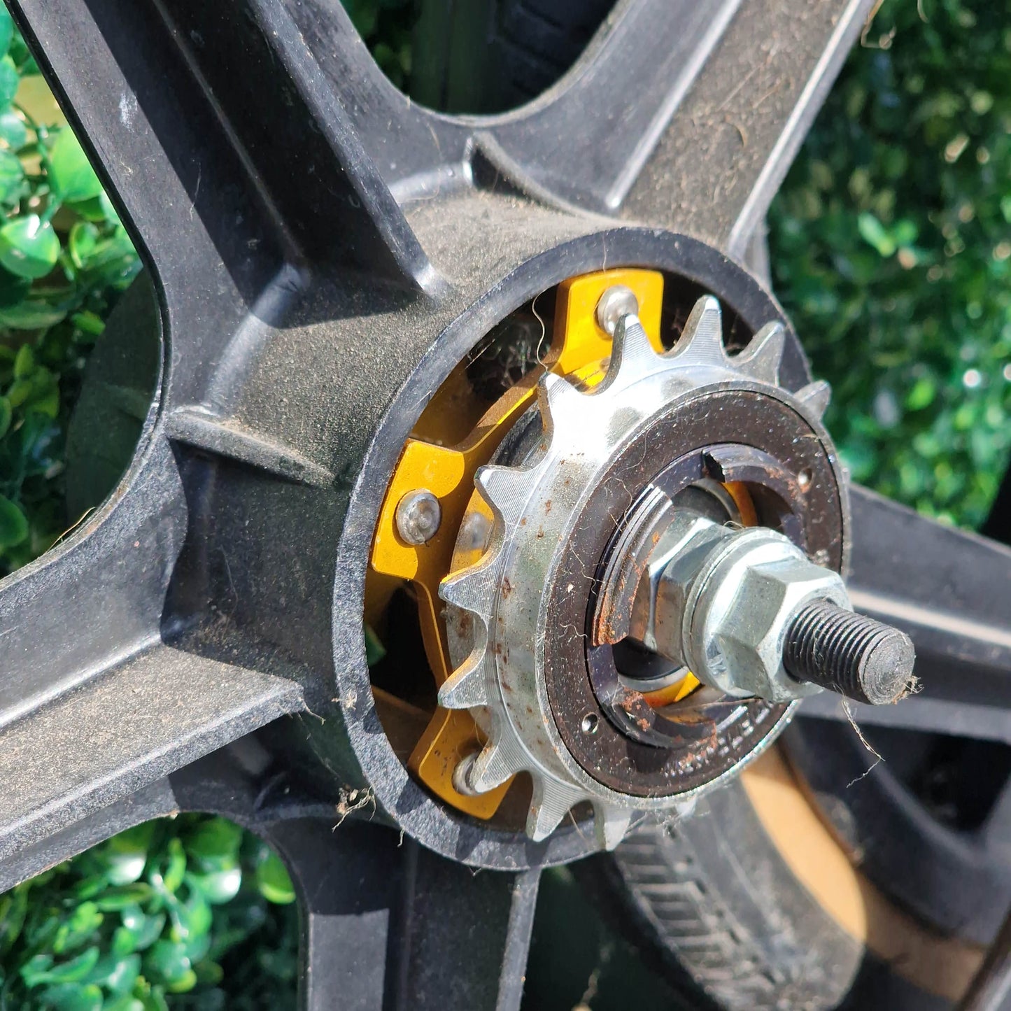 Alans BMX Skyways gold alloy flanged with HPF 2.0