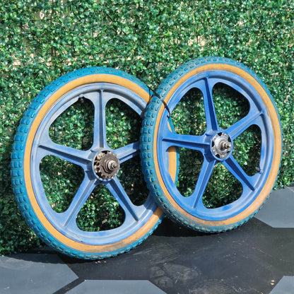 Alans BMX Skyways wheels unsealed with kenda tyres