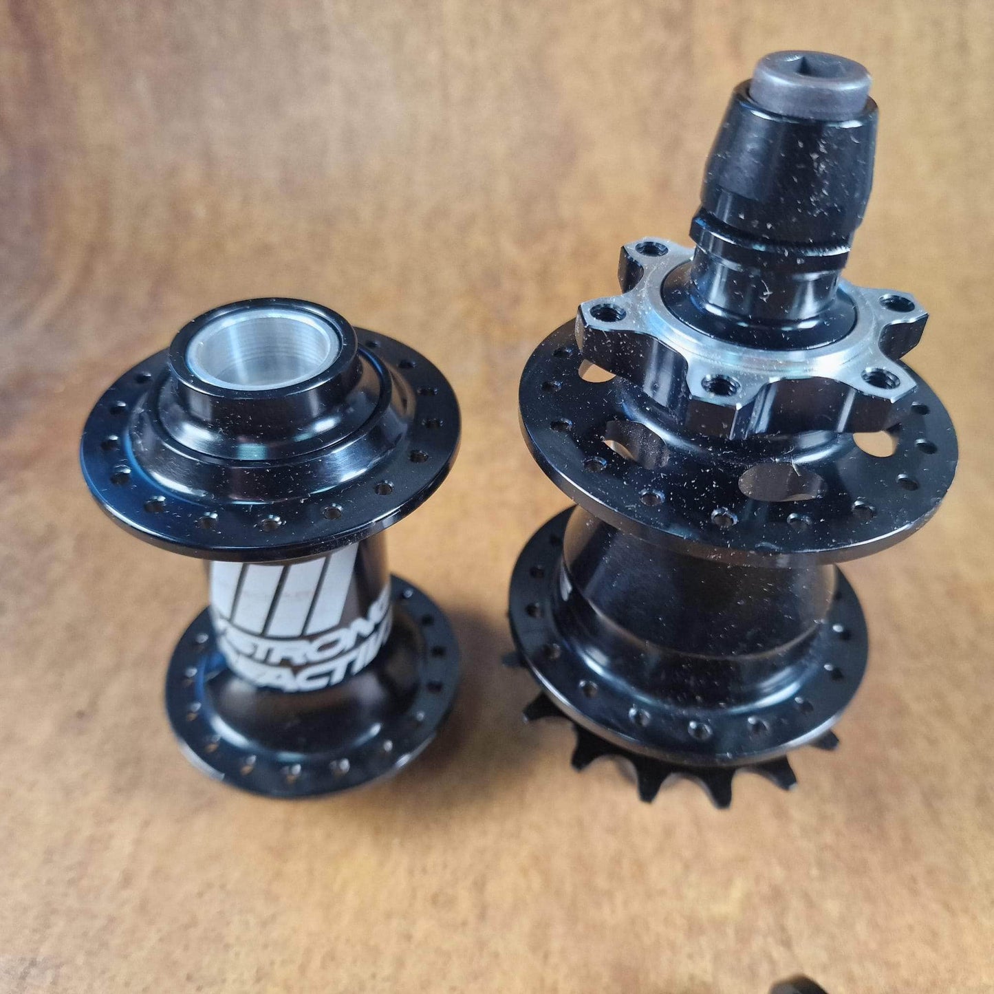 Stay Strong BMX Racing Black Stay Strong Reactiv 2 Disc Race Hubset 20mm Front