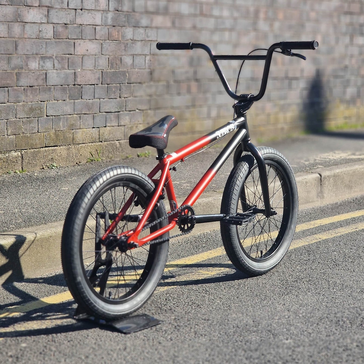 Subrosa BMX Bikes Subrosa Sono Bike Black / Red