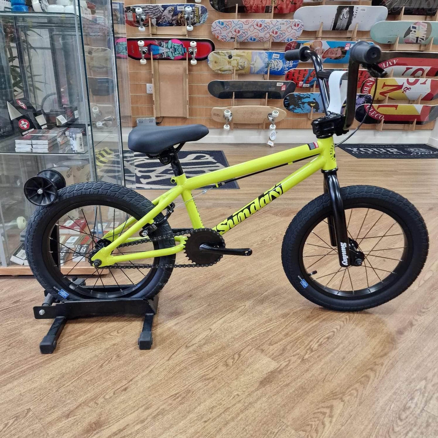 Sunday BMX Bikes Gloss Bright Yellow Sunday Bikes 2023 Blueprint 16 Inch Bike Gloss Bright Yellow