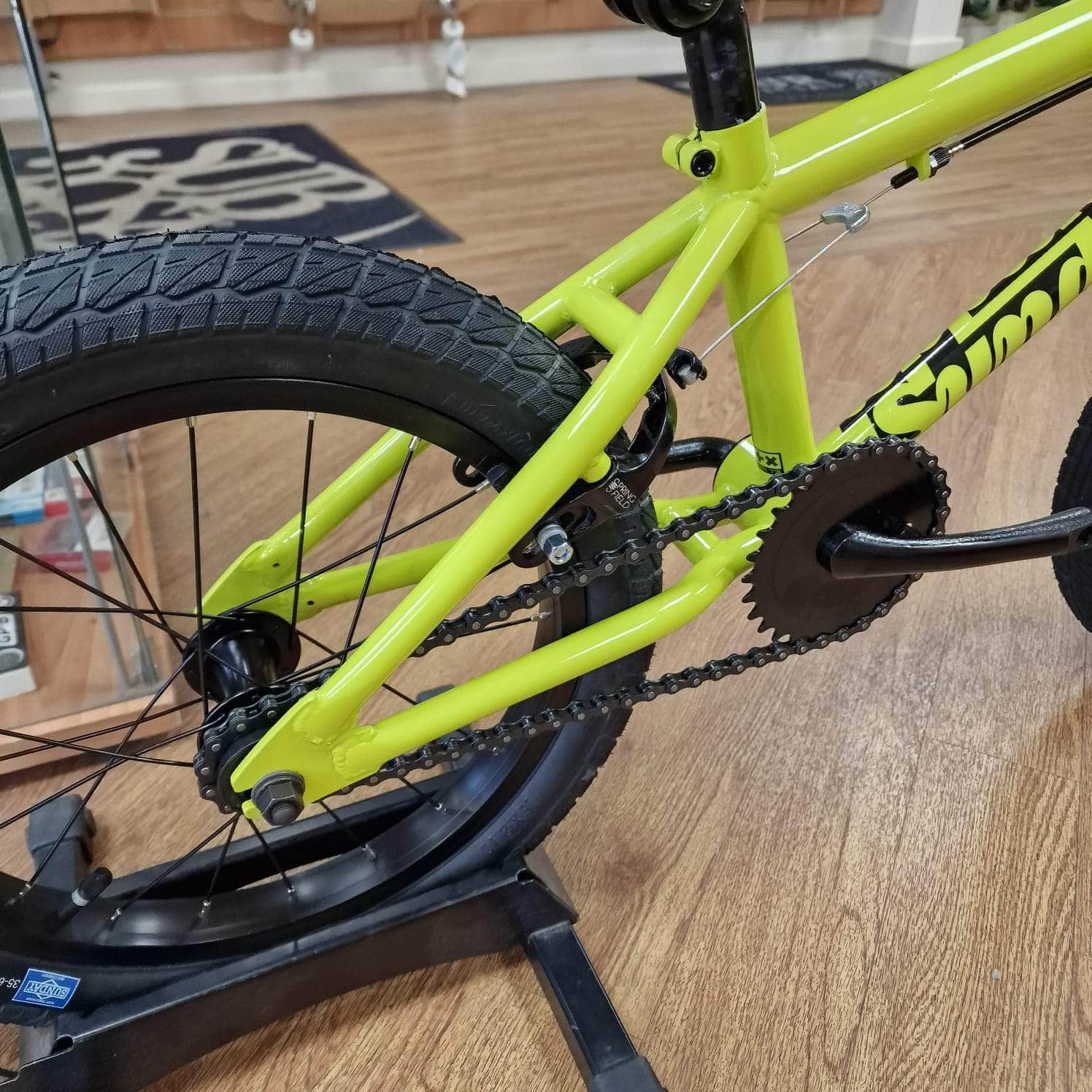 Sunday BMX Bikes Gloss Bright Yellow Sunday Bikes 2023 Blueprint 16 Inch Bike Gloss Bright Yellow