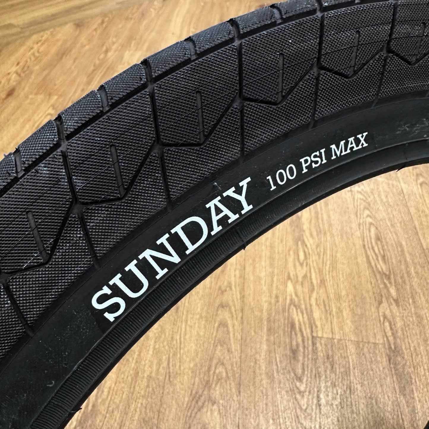 Sunday BMX Parts Black / 20 x 2.40 Sunday Current V2 2.40" Tyre