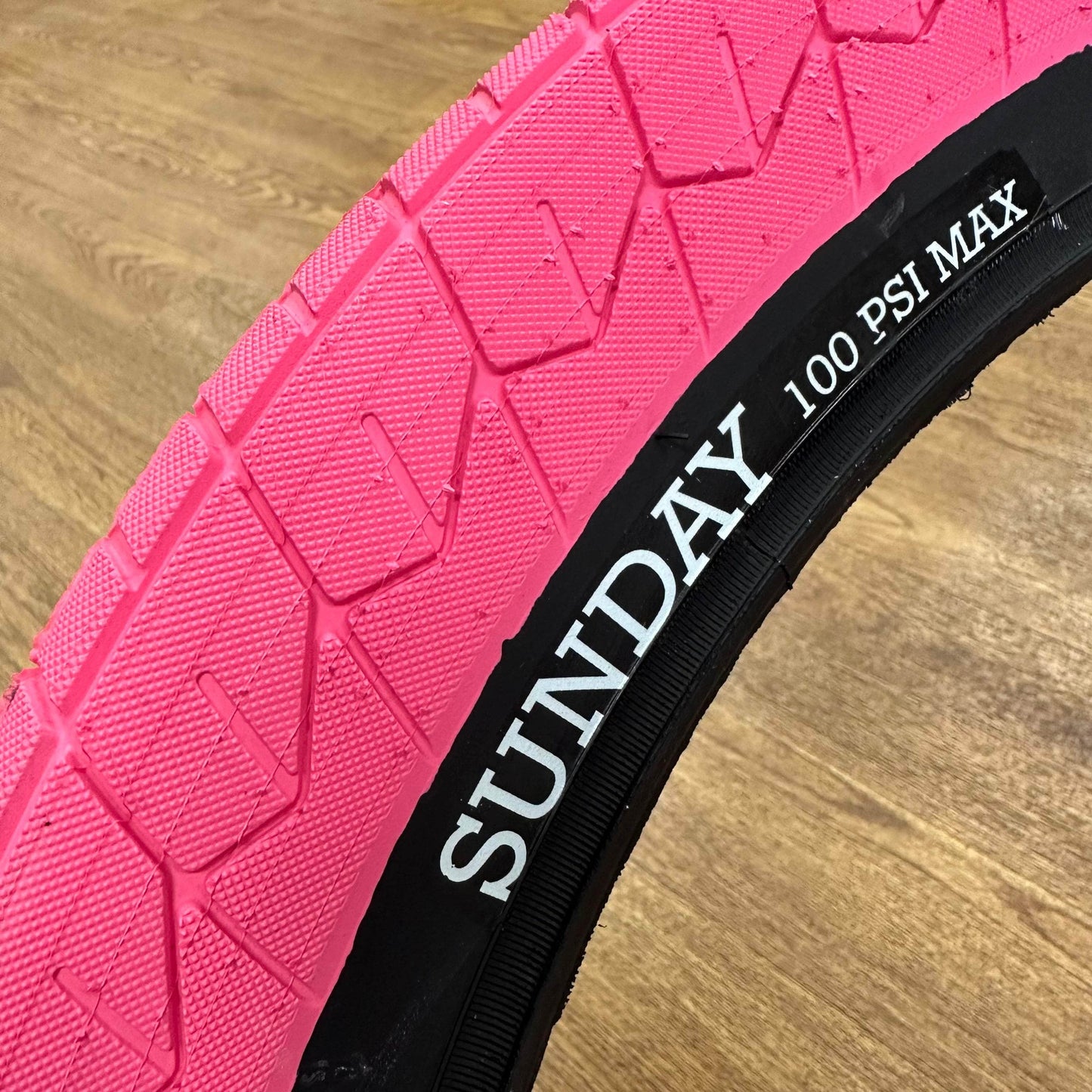 Sunday BMX Parts Pink / 20 x 2.40 Sunday Current V2 Tyre