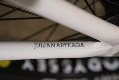 Sunday BMX Bikes 20.75 / Gloss Iridescent Pearl / RHD Sunday EX Arteaga Signature 20.75" TT Bike Gloss Iridescent Pearl