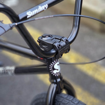 Sunday BMX Bikes Gloss Black Sunday Primer 18 Inch Bike Gloss Black