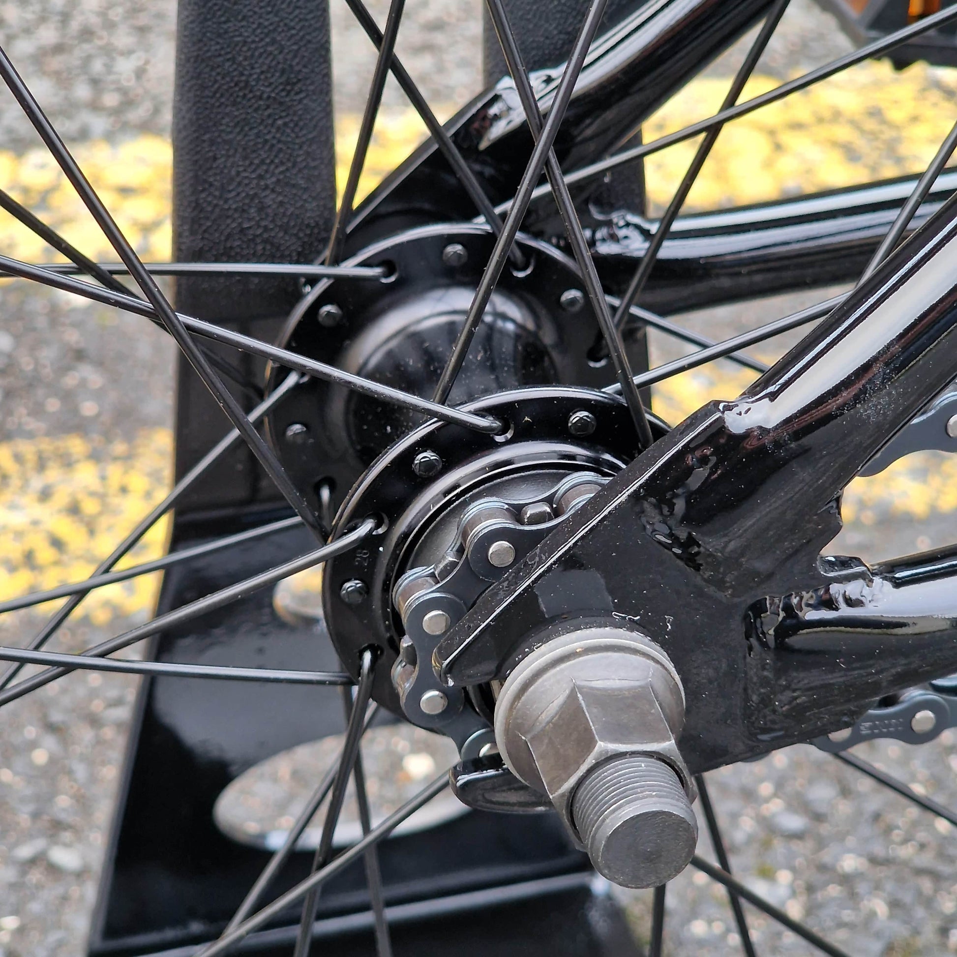 Sunday BMX Bikes Gloss Black Sunday Primer 18 Inch Bike Gloss Black