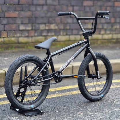 Sunday BMX Bikes Gloss Black Sunday Primer 18 Inch Bike Gloss Black