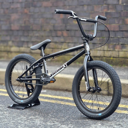 Sunday BMX Bikes Gloss Black Sunday Primer 18 Inch Bike Gloss Black