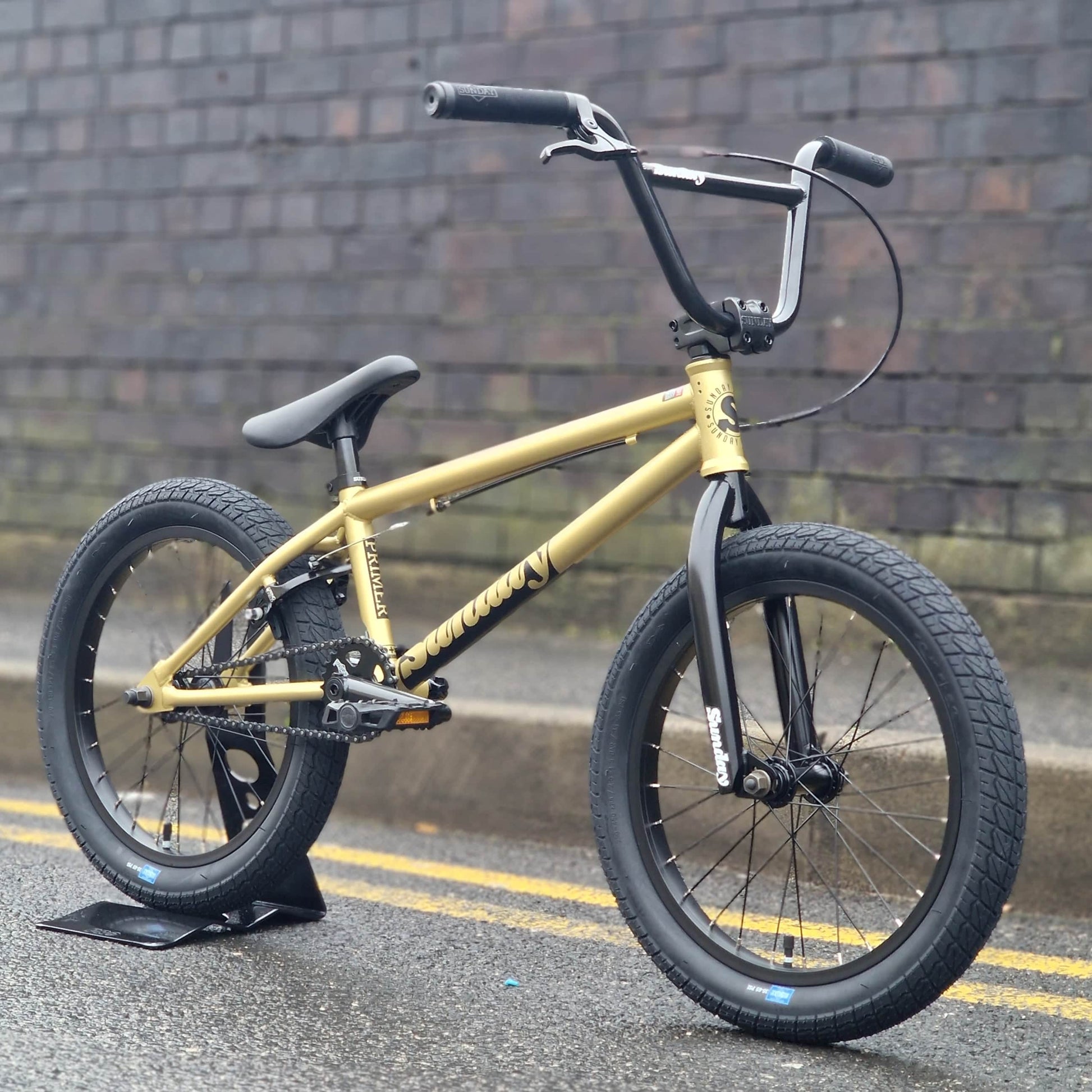 Sunday BMX Bikes Matte Metallic Gold Sunday Primer 18 Inch Bike Matte Metallic Gold