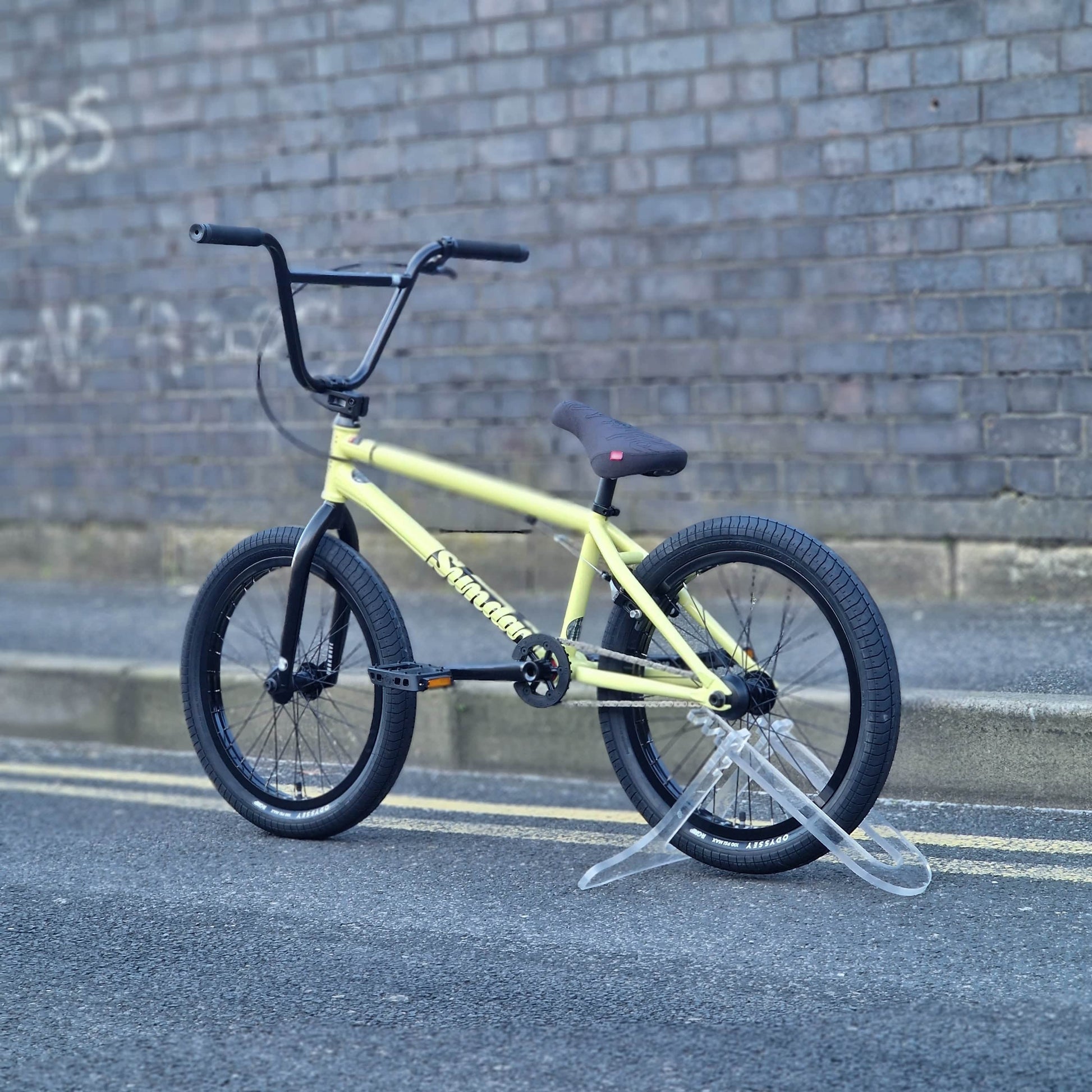 Sunday BMX Bikes Sunday Soundwave Special 21" TT Bike Gloss Notepad Yellow