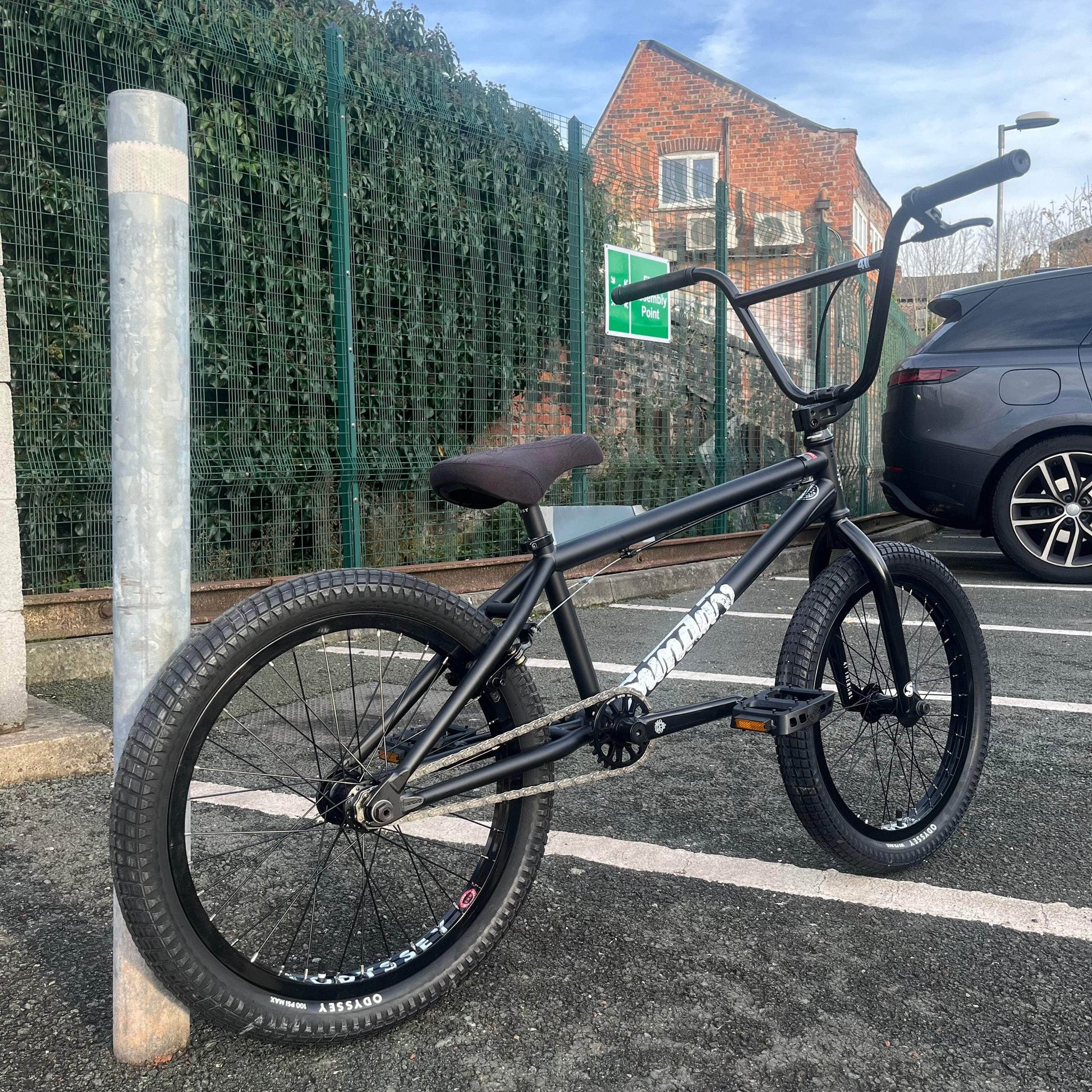 Sunday BMX Bikes Matte Black / 21 Sunday Wavelength 21" TT Bike Young Matte Black