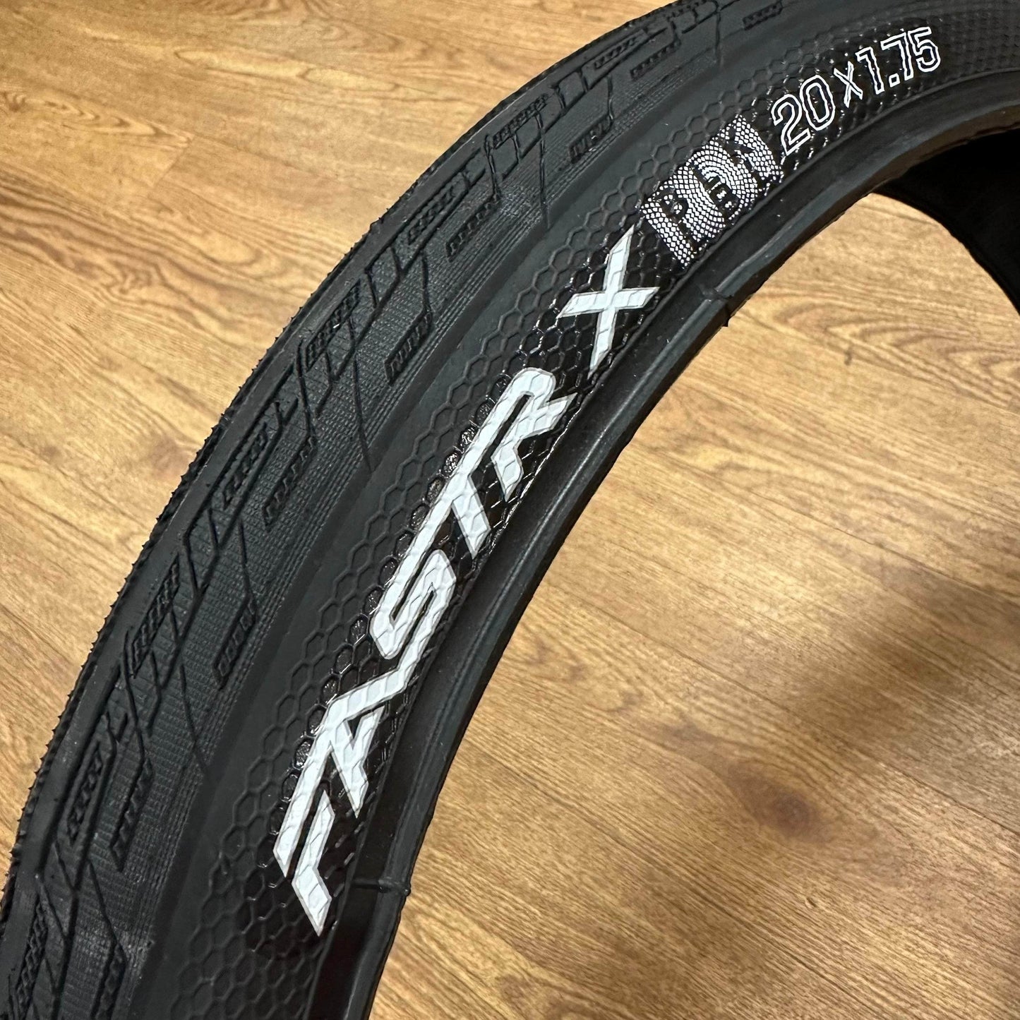 Tioga BMX Racing 20 x 1.75 Tioga FastR X S-Spec Black Label Folding 20" Race Tyre