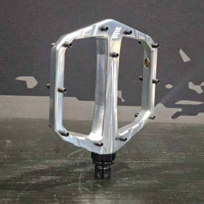Title MTB BMX Parts Chrome / 9/16" Title MTB CONNECT Sealed Bearing CNC Alloy Pedals
