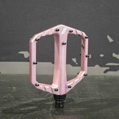 Title MTB BMX Parts Pink / 9/16" Title MTB CONNECT Sealed Bearing CNC Alloy Pedals