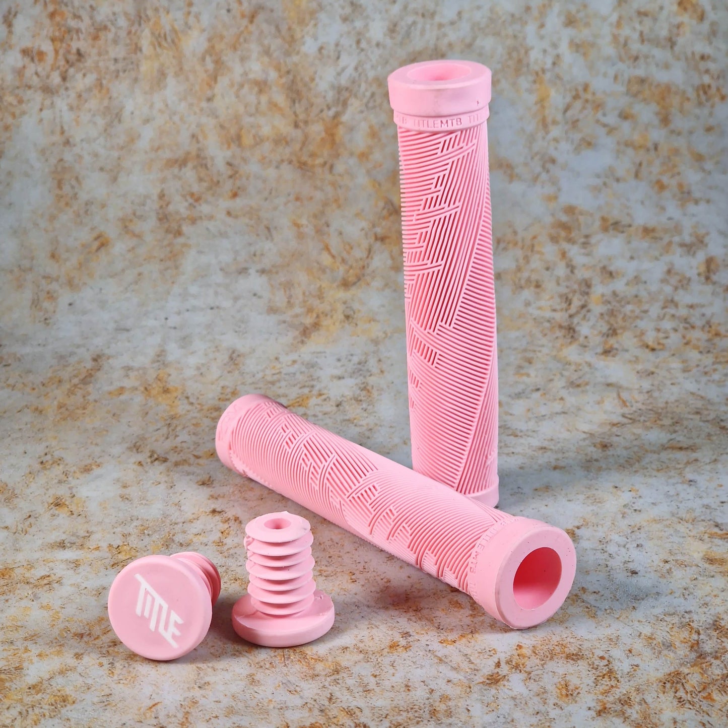 Title MTB BMX Racing Pink Title MTB FORM Grips