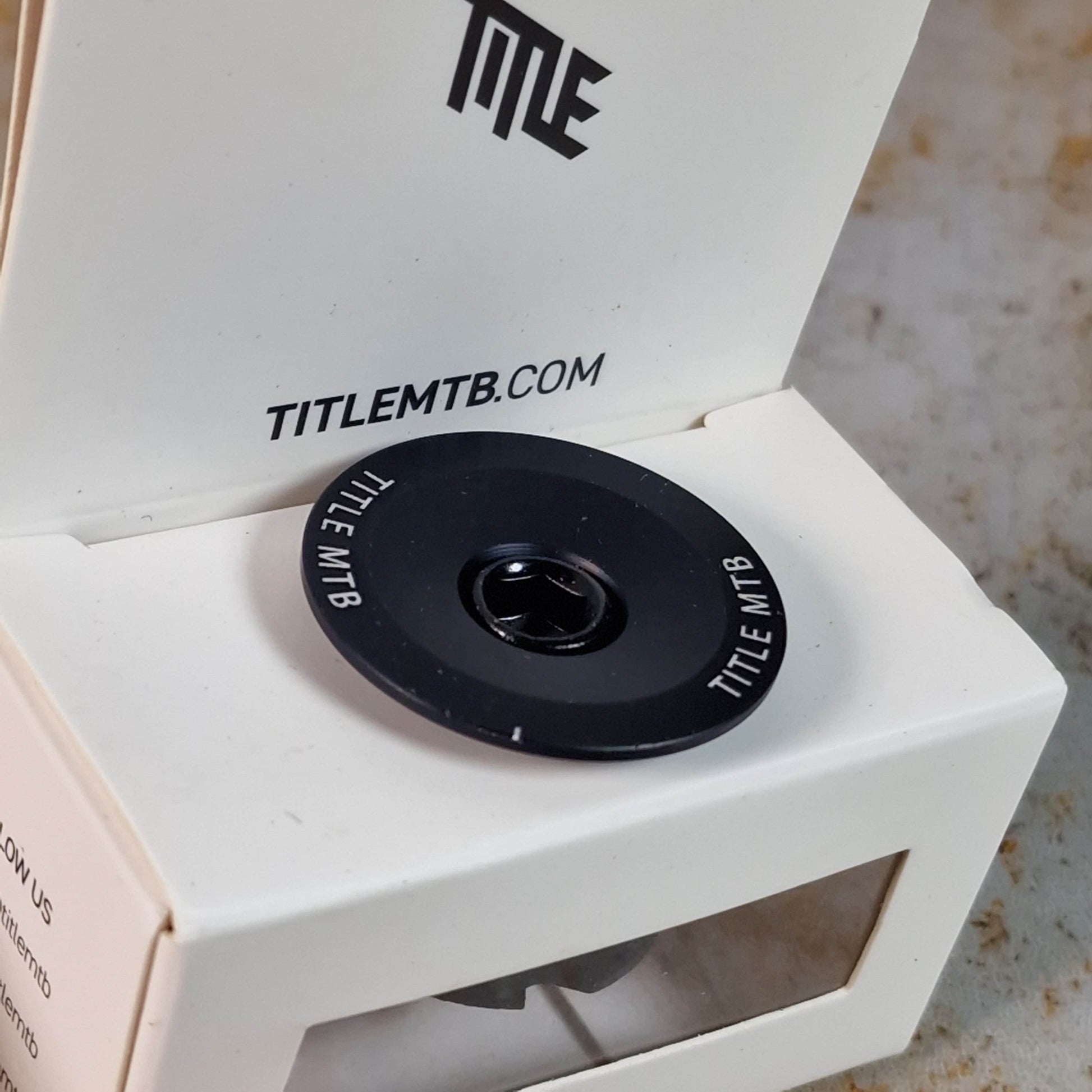 Title MTB Bikes Title MTB Headset Top Cap and Bolt Set