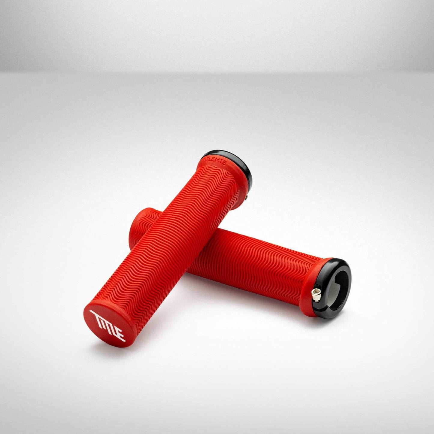 Title MTB BMX Racing Red Title MTB LO1 Lock-On Grips