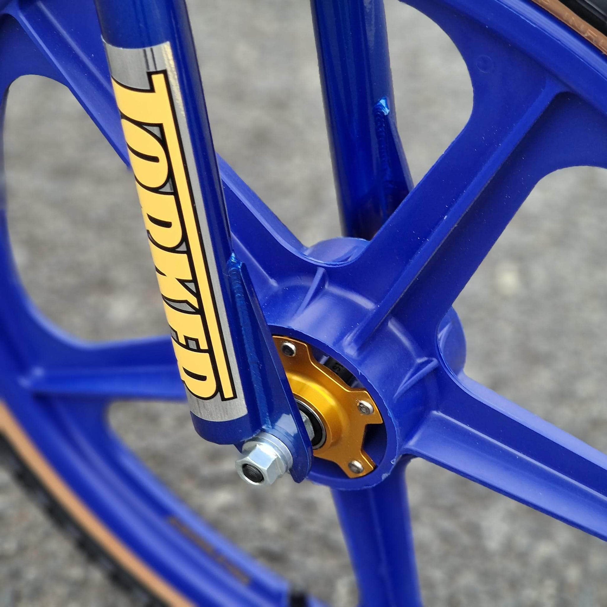 Torker Old School BMX Bikes Candy Blue / Gold / Pro XXL Torker LP Race Custom Bike Cancy Blue / Gold