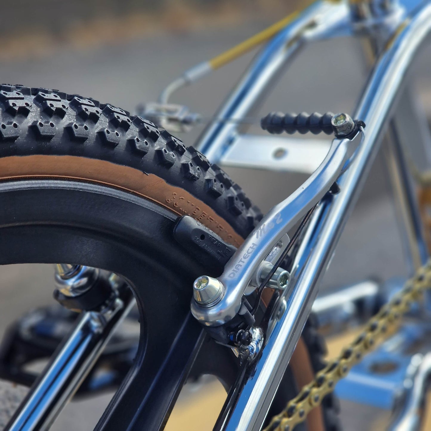 Torker Old School BMX Bikes Chrome / Black / Gold / Pro XL Torker LP Race Pro XL Custom Bike Chrome / Black / Gold