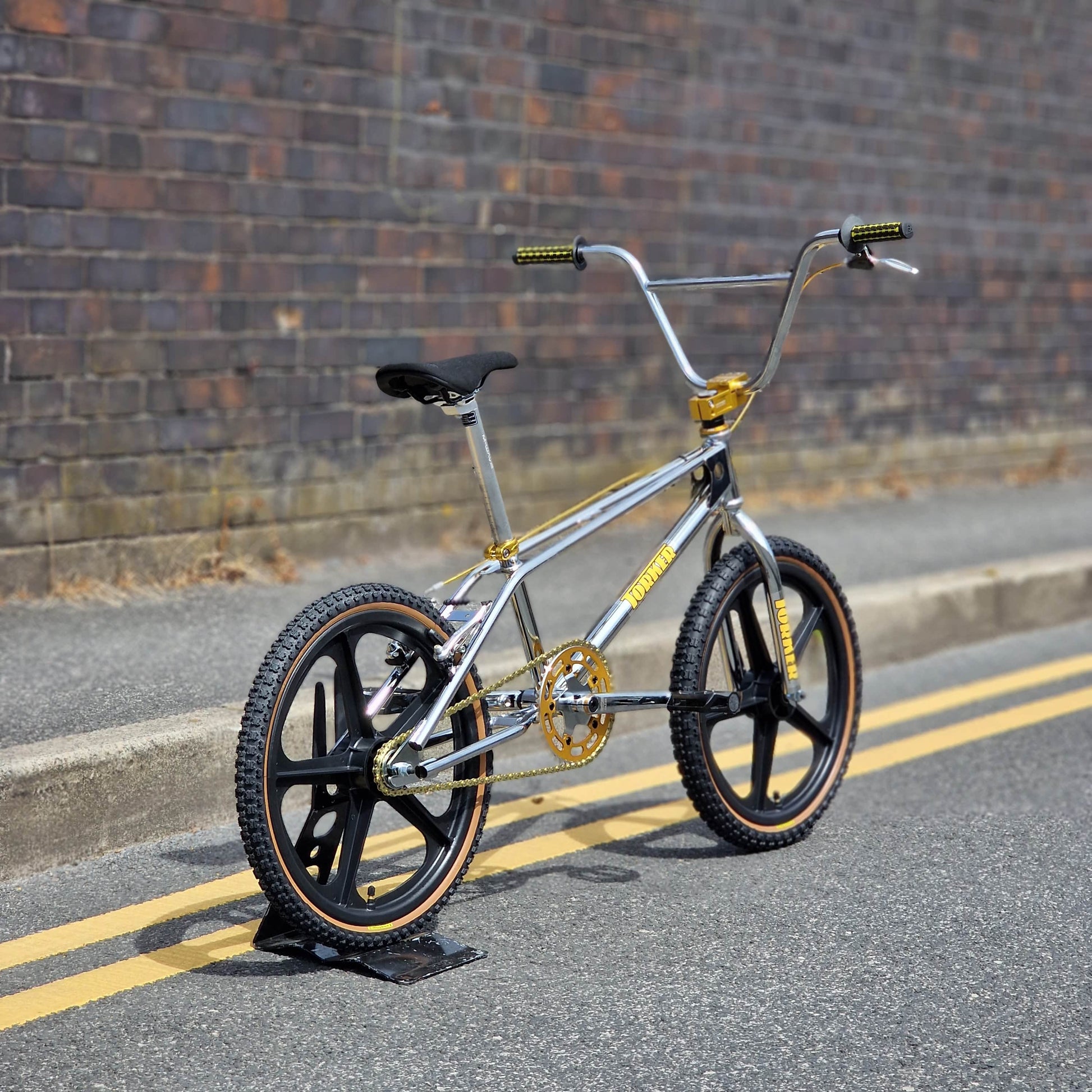 Torker Old School BMX Bikes Chrome / Black / Gold / Pro XL Torker LP Race Pro XL Custom Bike Chrome / Black / Gold