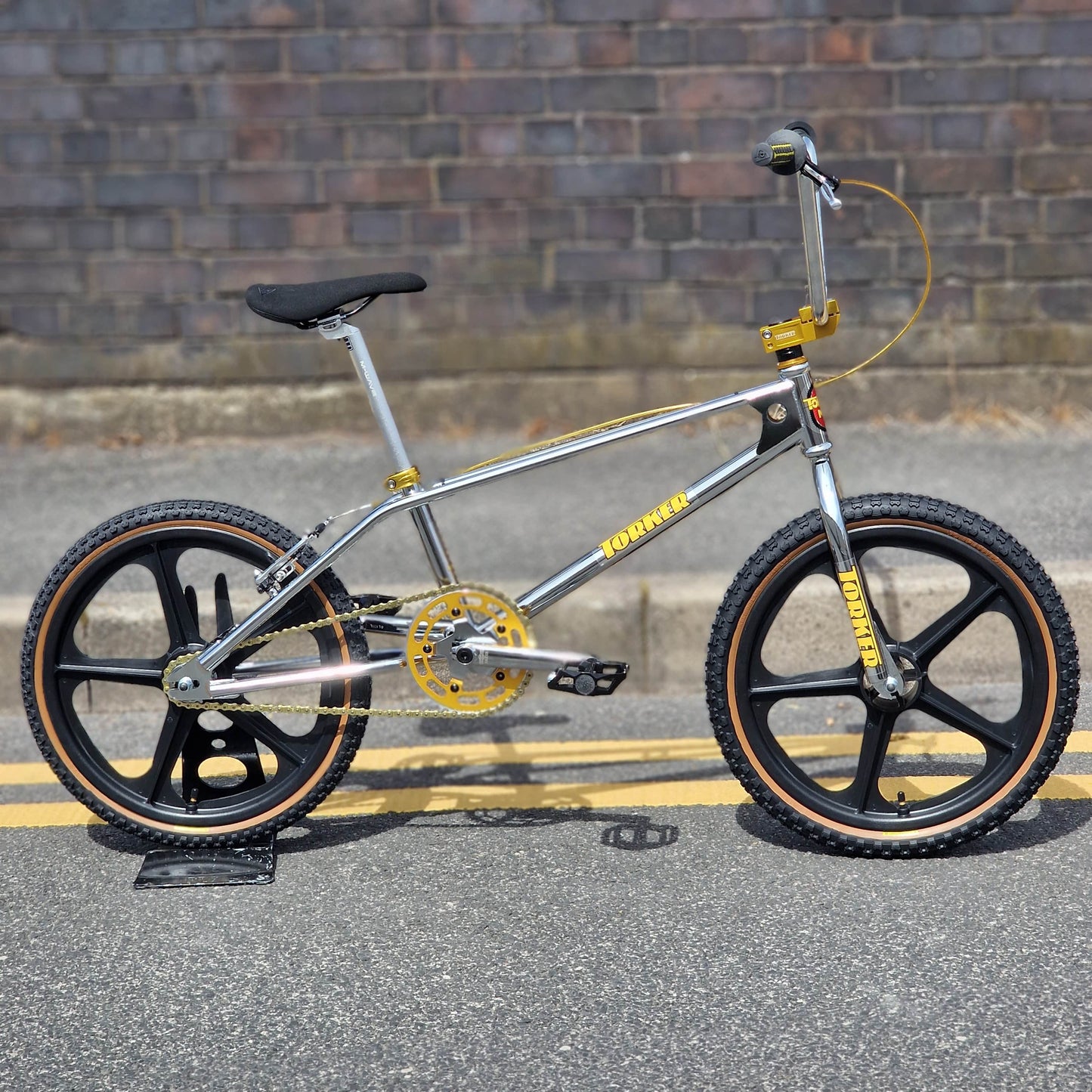 Torker Old School BMX Bikes Chrome / Black / Gold / Pro XL Torker LP Race Pro XL Custom Bike Chrome / Black / Gold