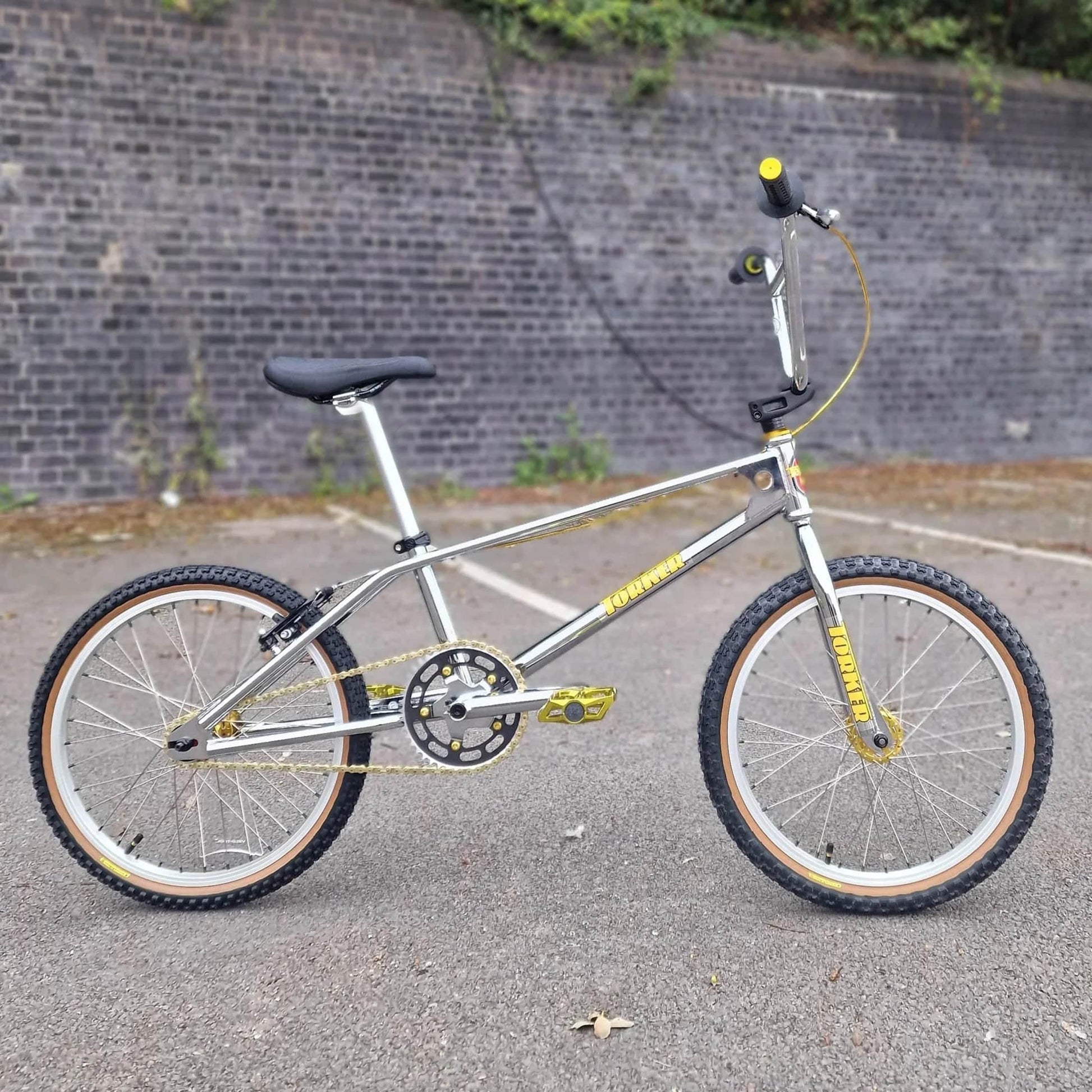 Torker Old School BMX Bikes Chrome / Black / Gold / Pro XXL Torker LP Race Pro XXL Custom Bike Chrome / Black / Gold