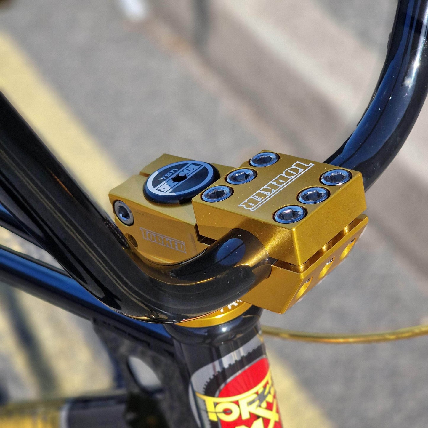 Torker Old School BMX Bikes Chrome / Black / Gold Torker MX26 26 Inch Cruiser Custom Bike Black / Gold