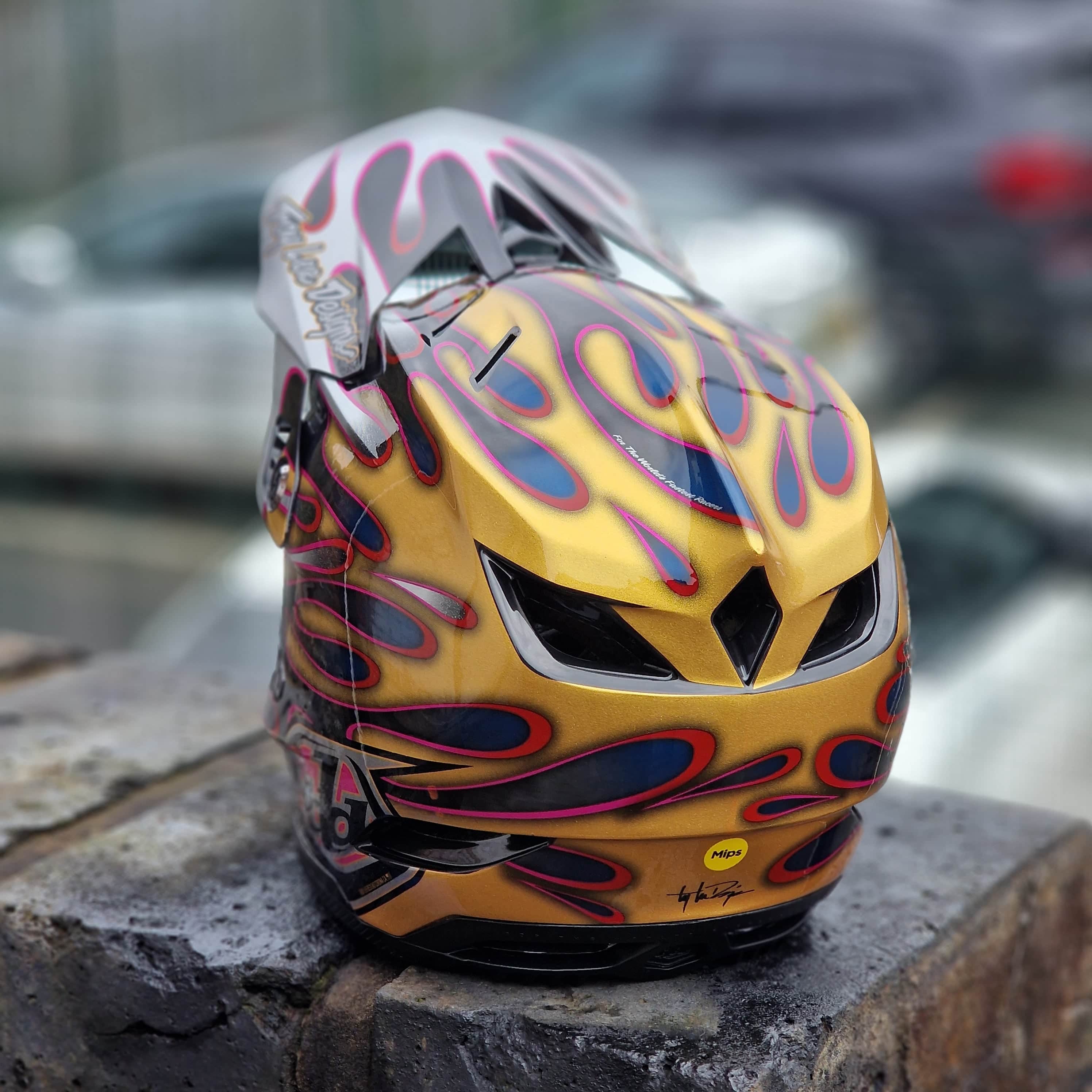 Troy Lee Designs D4 Carbon Helmet Overspray Gold / Black | Alans BMX