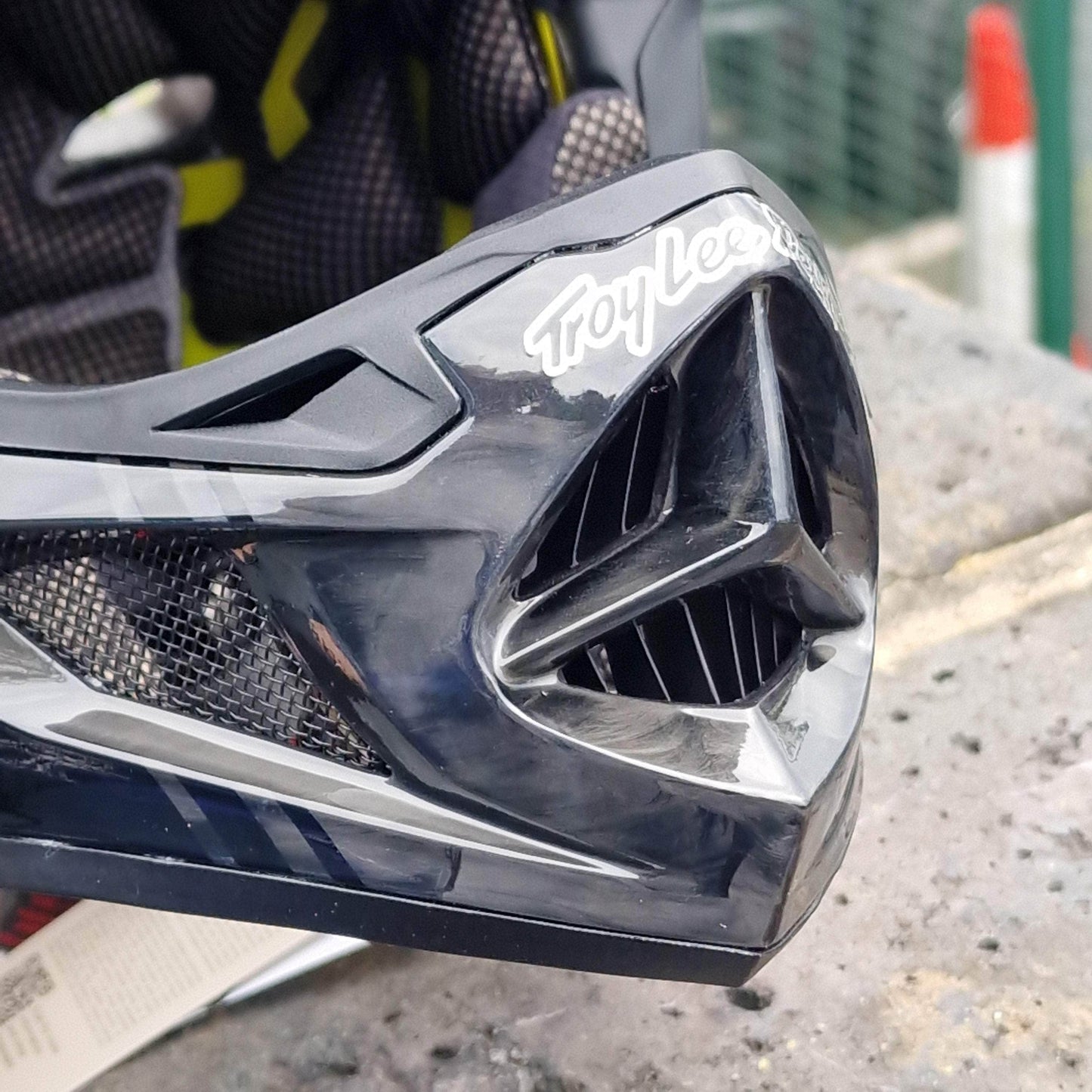 Troy Lee Designs BMX Racing Troy Lee Designs D4 Carbon Helmet Stealth Black