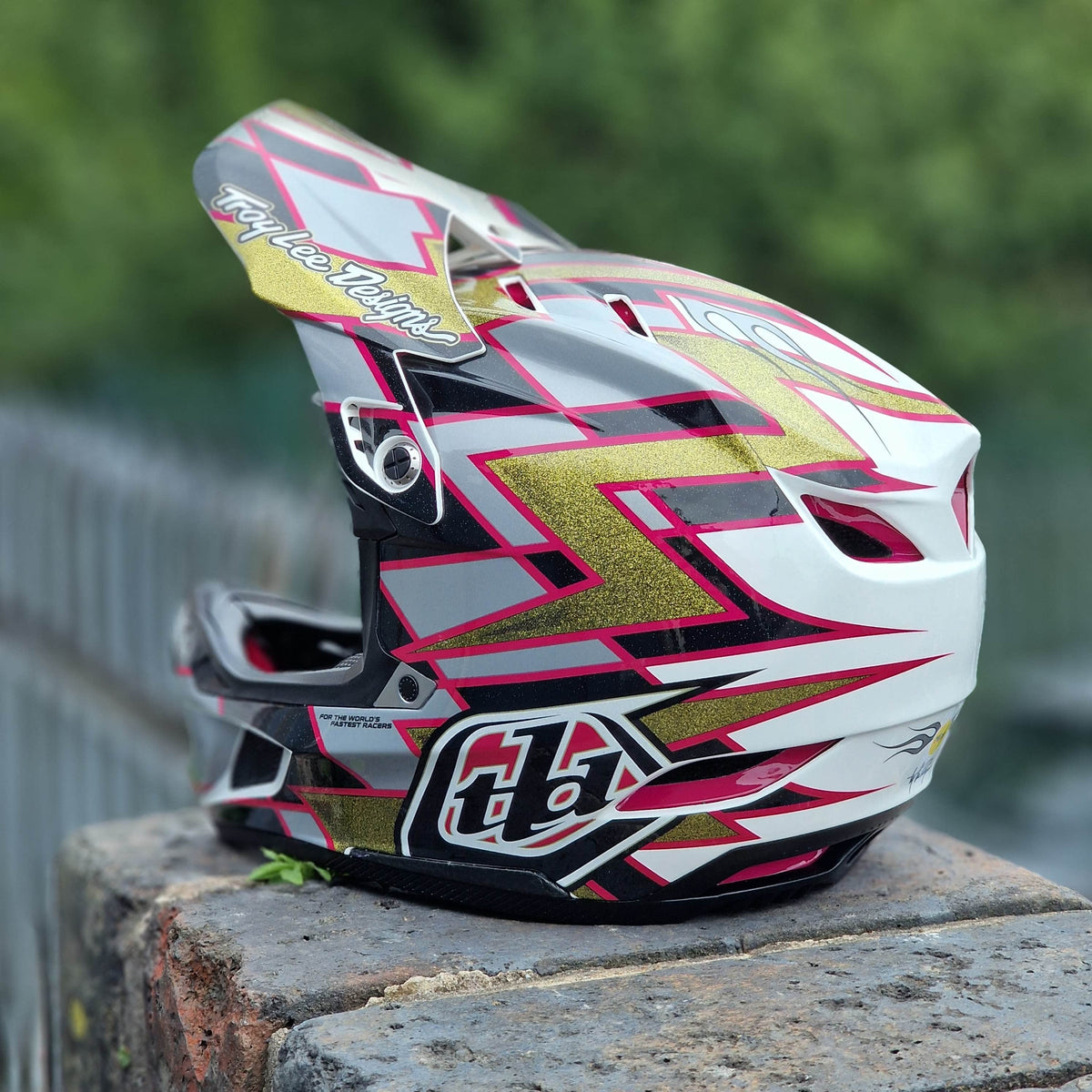 Troy Lee Designs BMX Racing Troy Lee Designs D4 Composite Helmet Flush Black