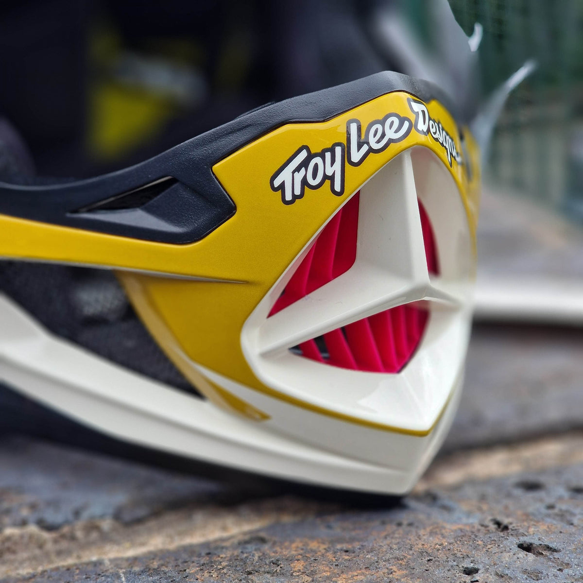 Troy Lee Designs BMX Racing Troy Lee Designs D4 Polyacrylate Helmet Turbo Acid Fuchsia