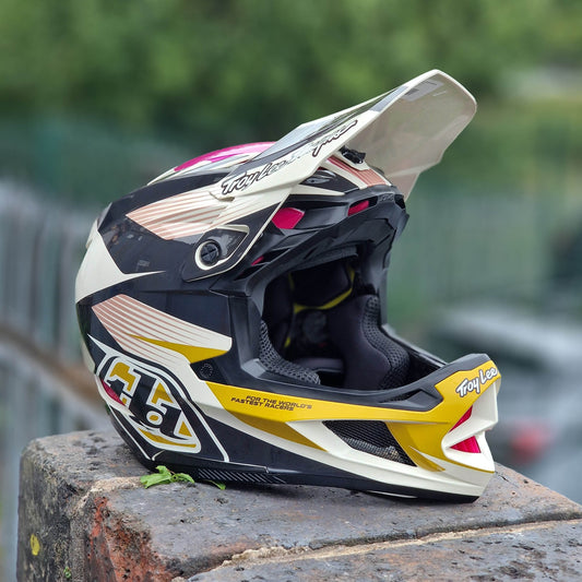 Troy Lee Designs BMX Racing Troy Lee Designs D4 Polyacrylate Helmet Turbo Acid Fuchsia