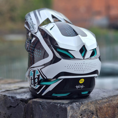 Troy Lee Designs BMX Racing Troy Lee Designs D4 Polyacrylite Helmet The Line Charcoal / White