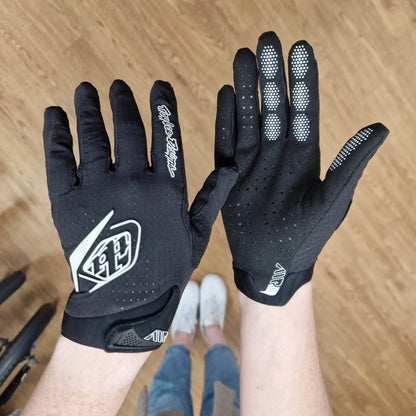 Troy Lee Designs BMX Racing Troy Lee Designs Youth Air Gloves Mono Black