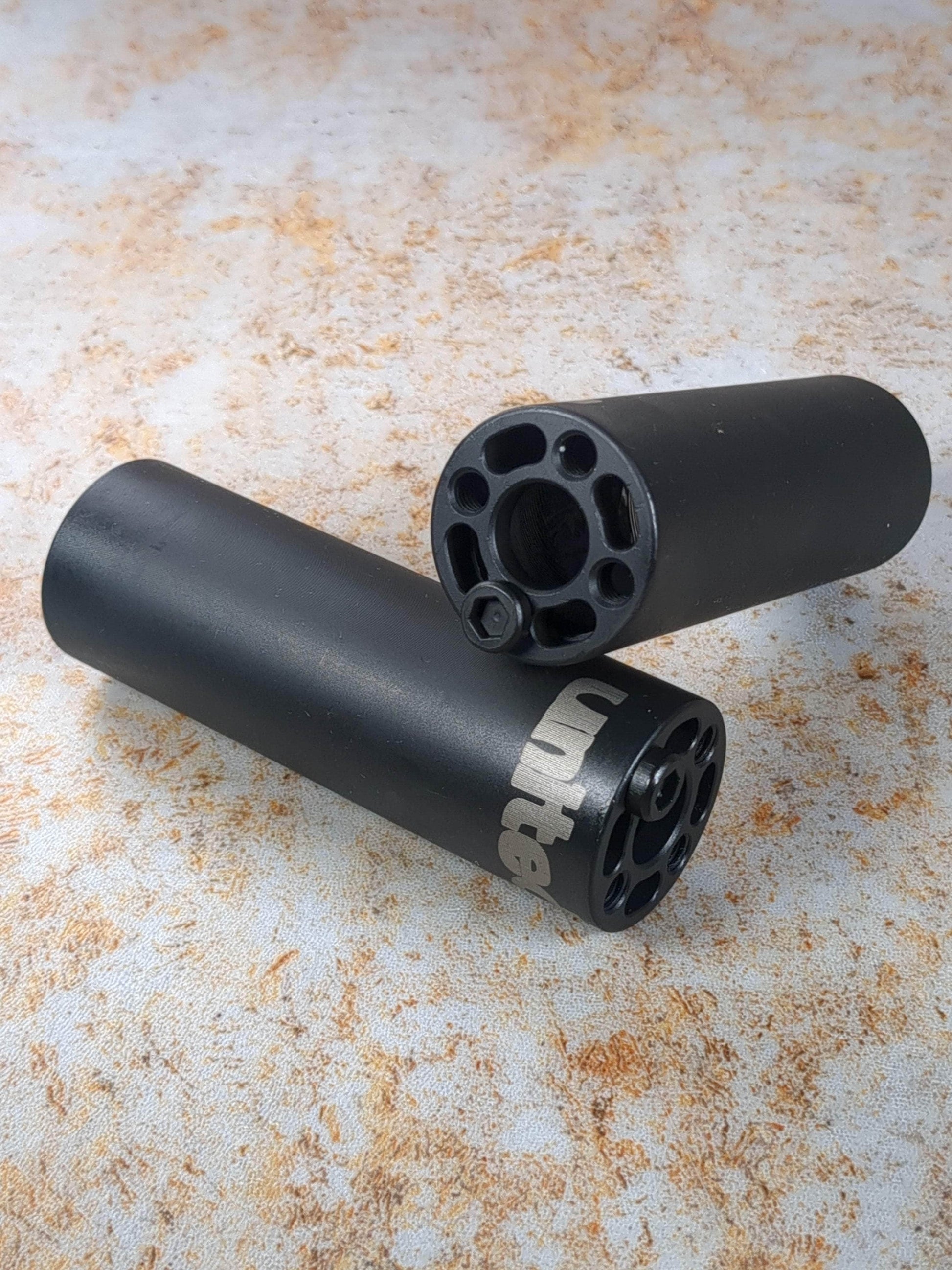 United BMX Parts Black Oxide United RDS Peg Black Oxide