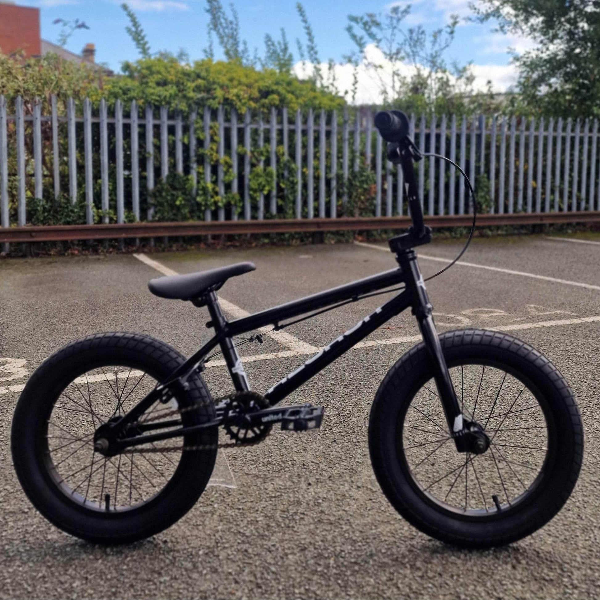 United BMX Bikes Gloss Black United Recruit 16 Inch Bike Gloss Black