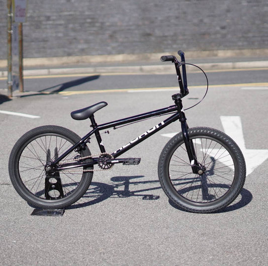 United BMX Bikes 20.25 / Gloss Black United Recruit 20.25" TT Bike Gloss Black