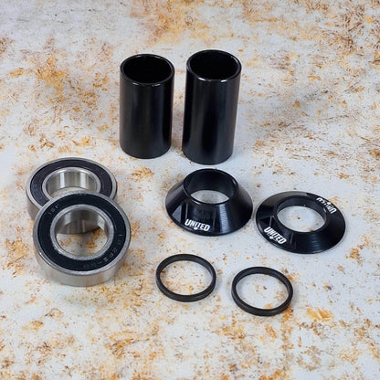 United BMX Parts United Supreme Mid Bottom Bracket