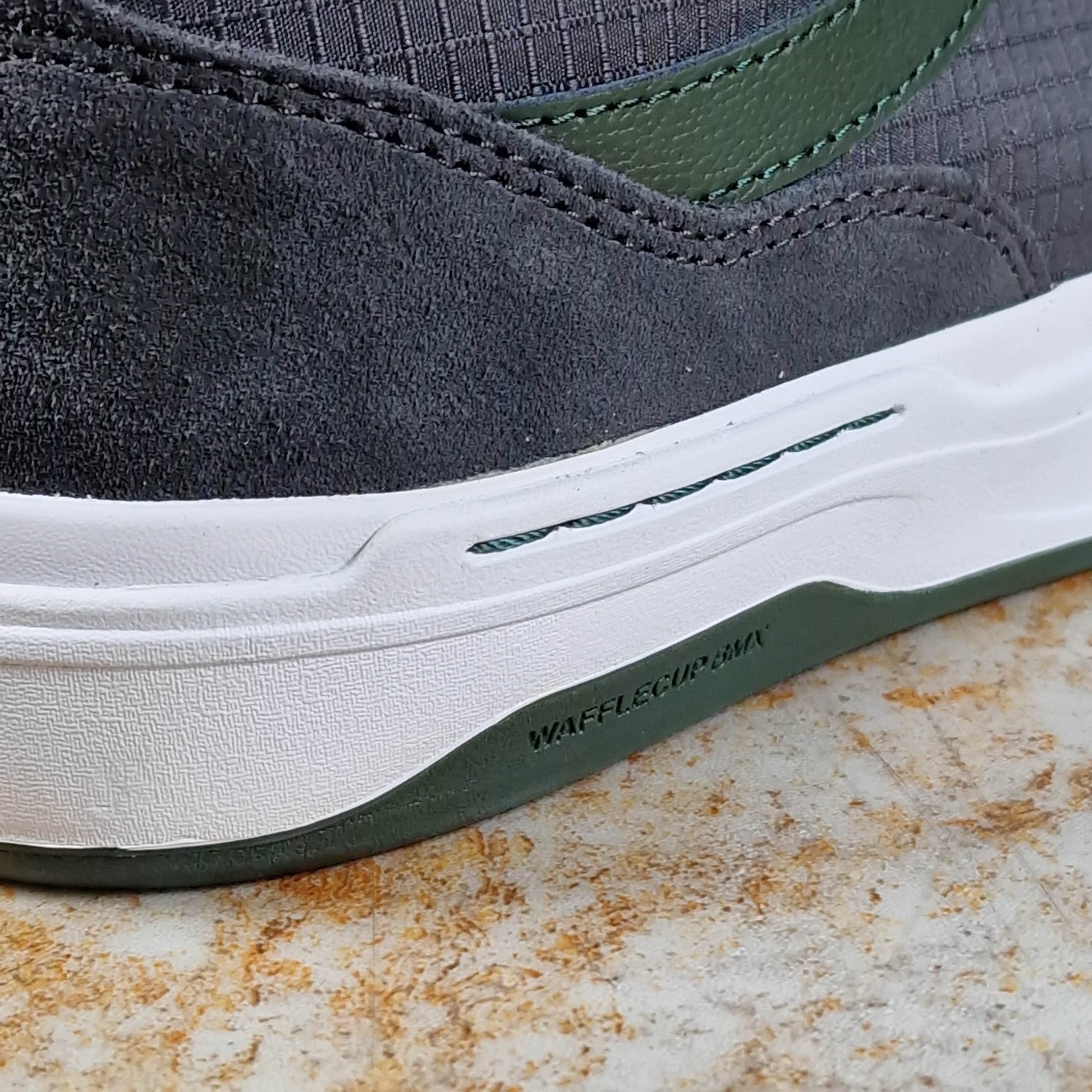 Vans Clothing & Shoes Vans BMX Proof Shoes Charcoal / Green / White