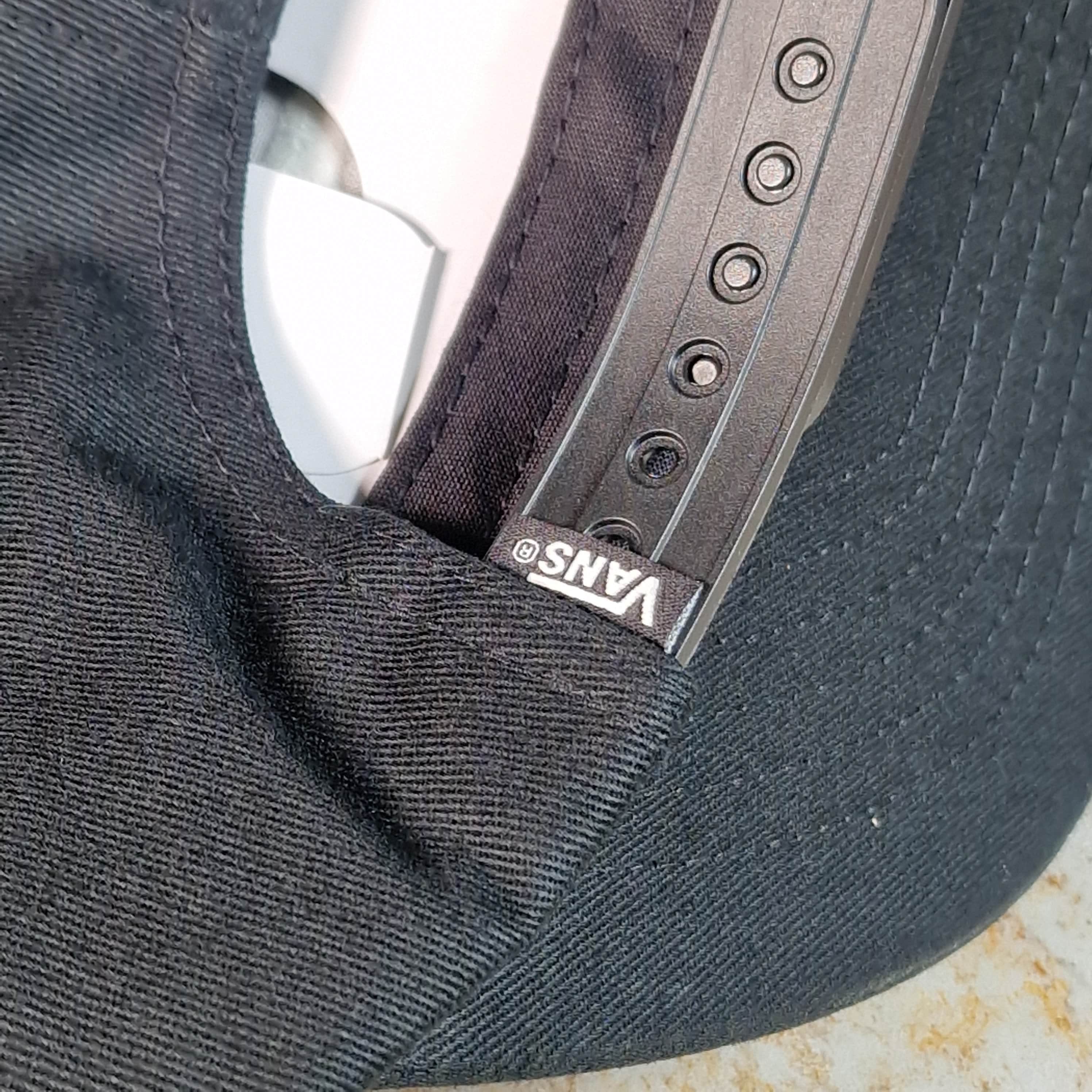 Vans Drop V Snapback Cap Black / White | Alans BMX