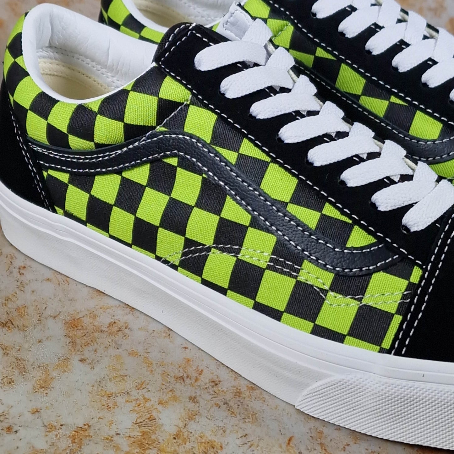 Vans Clothing & Shoes Vans Old Skool Shoes Checkerboard Black / Green Foam