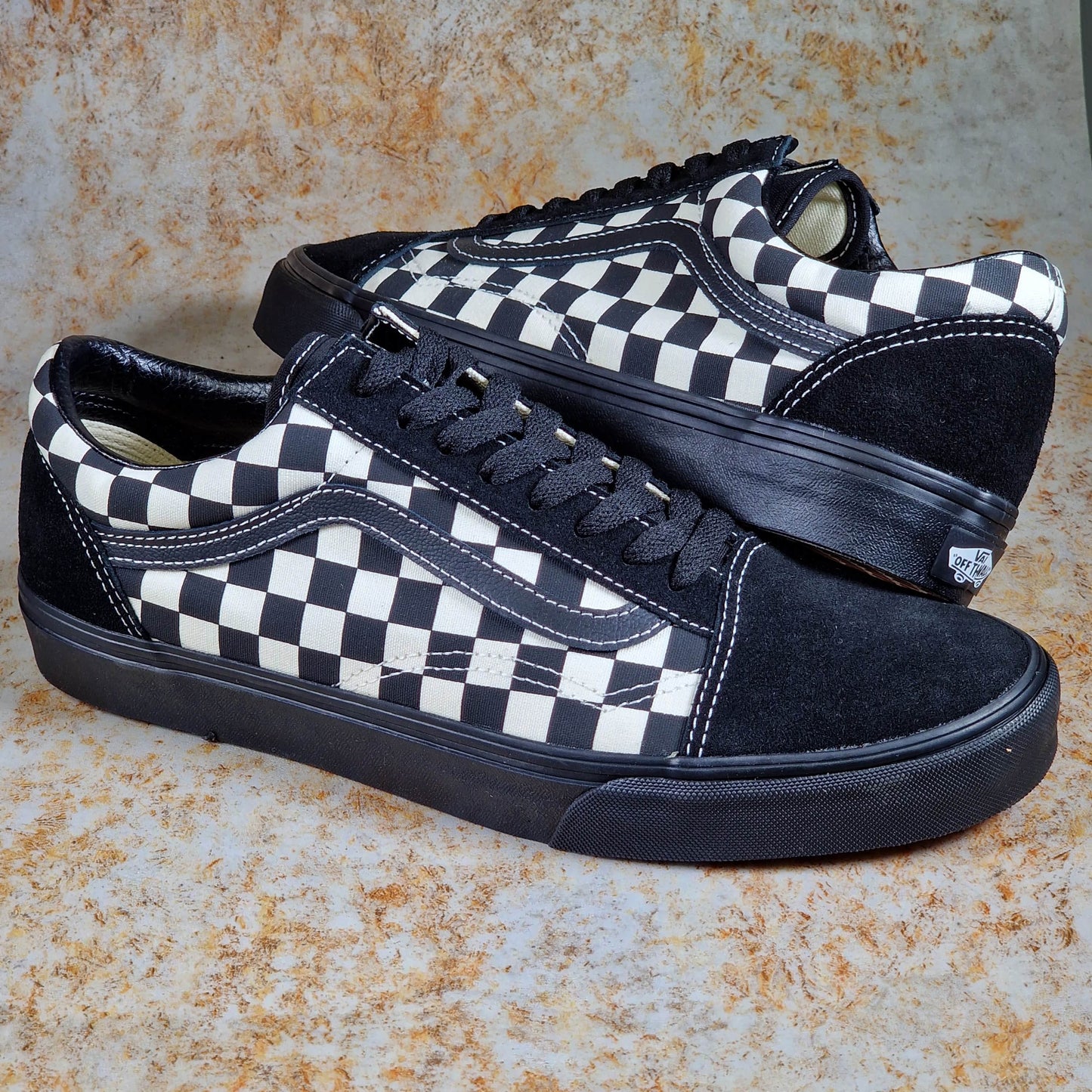 Vans Clothing & Shoes Vans Old Skool Shoes Checkerboard Black / White