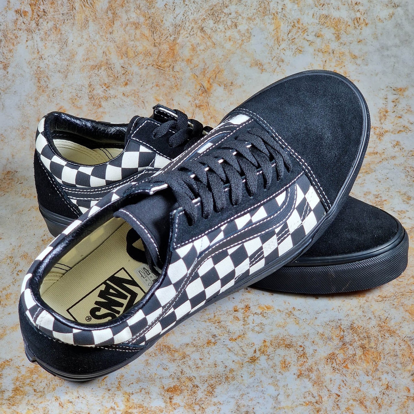 Vans Clothing & Shoes Vans Old Skool Shoes Checkerboard Black / White