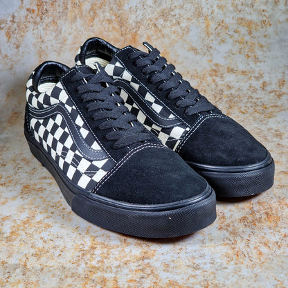 Vans Clothing & Shoes Vans Old Skool Shoes Checkerboard Black / White