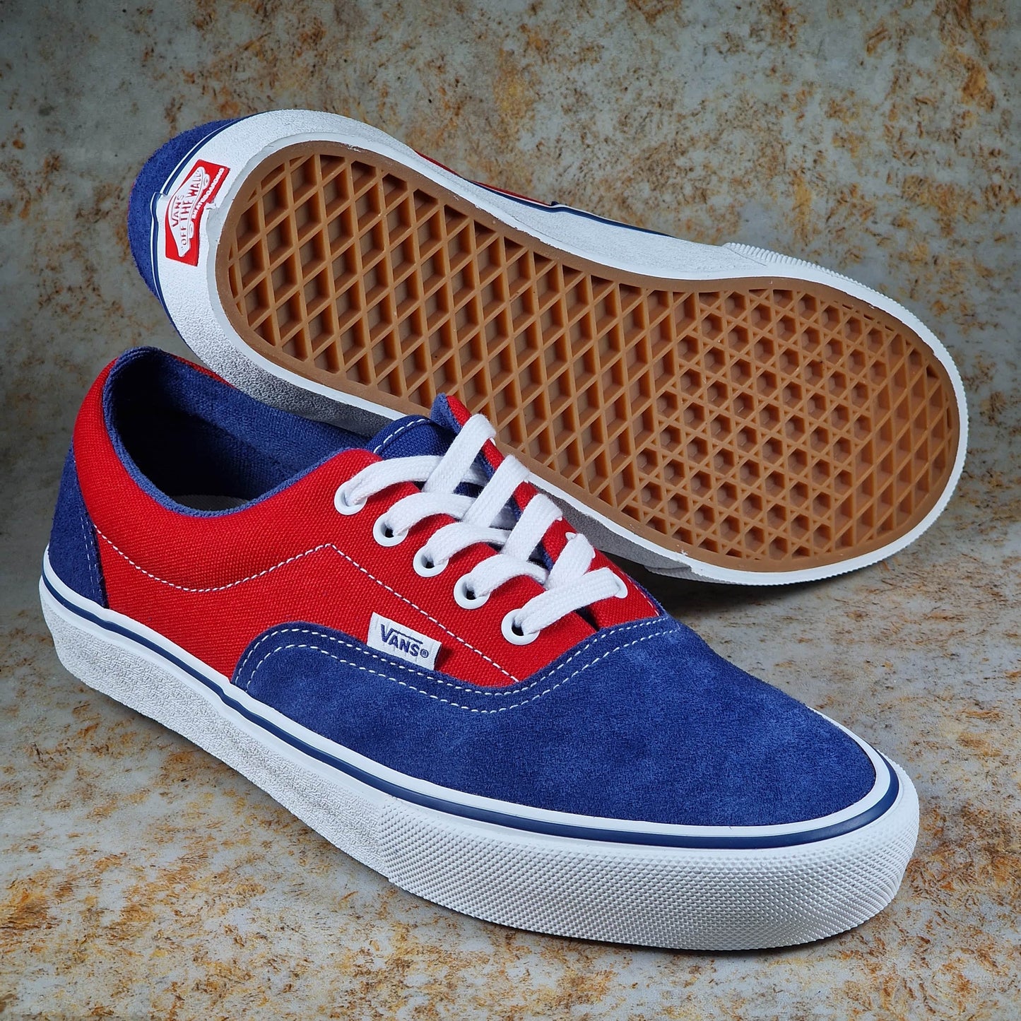 Vans Clothing & Shoes Vans Skate Era Shoes Blue / Red Robinson / Mongoose Colourway